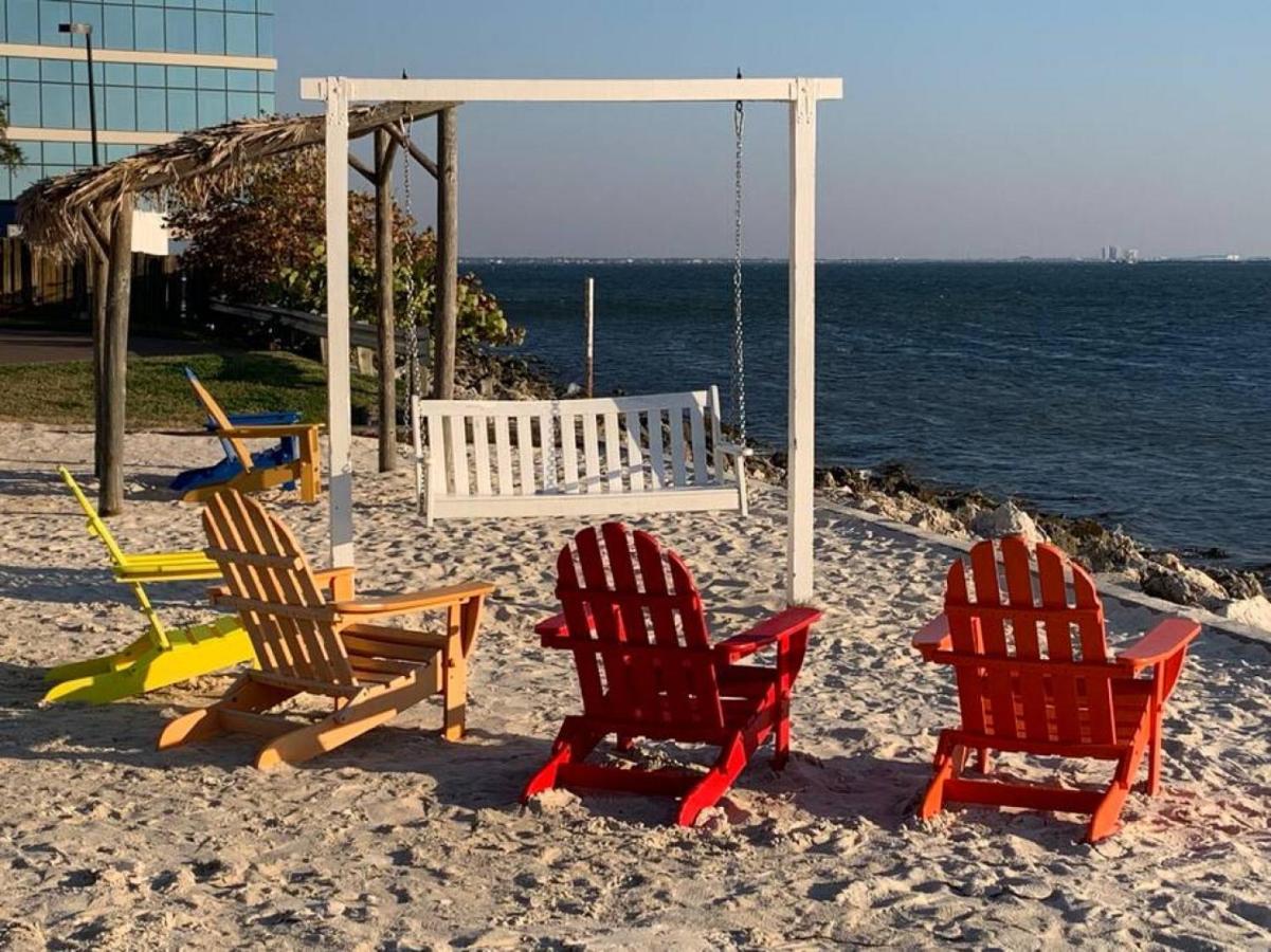 Bay Views From Your Balcony Beach Resort Tampa Exterior photo