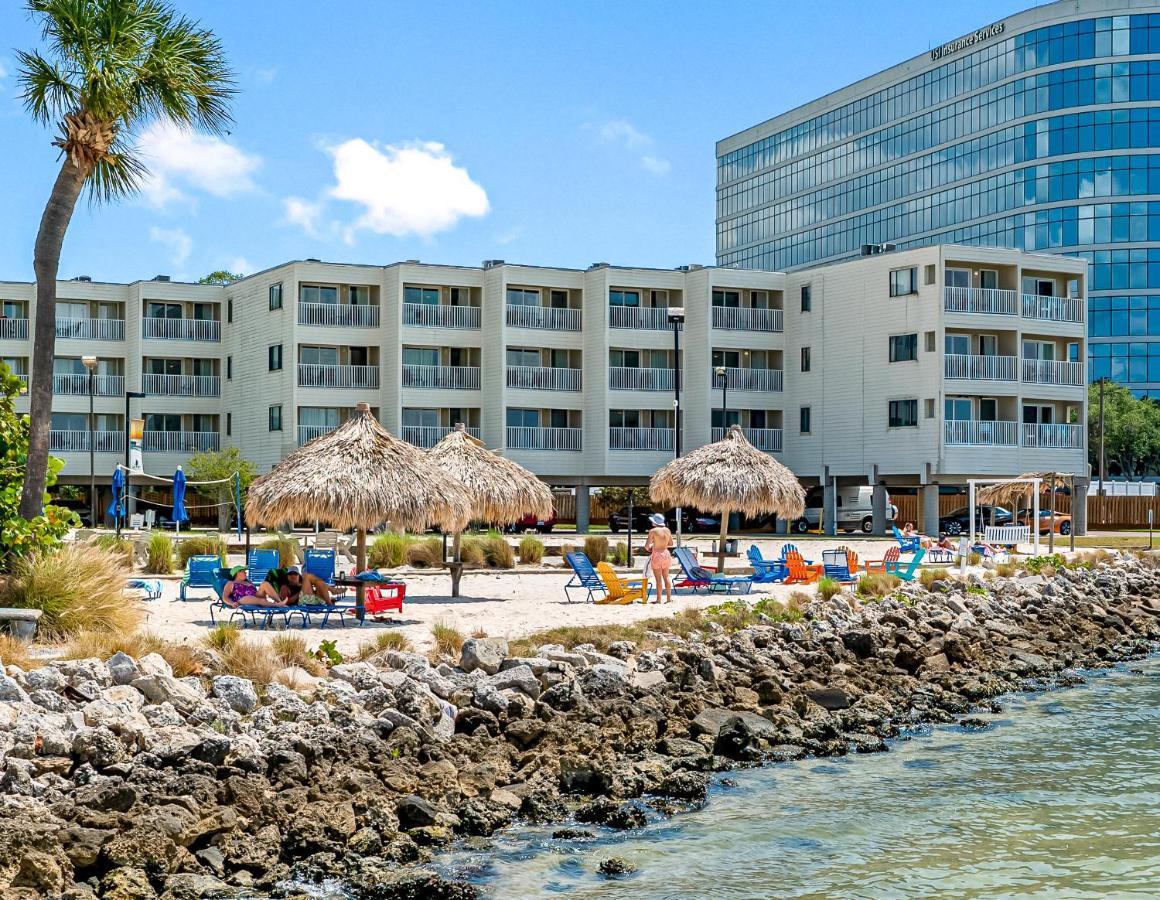 Bay Views From Your Balcony Beach Resort Tampa Exterior photo