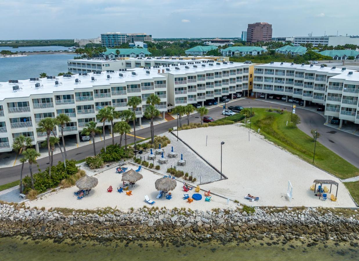 Bay Views From Your Balcony Beach Resort Tampa Exterior photo