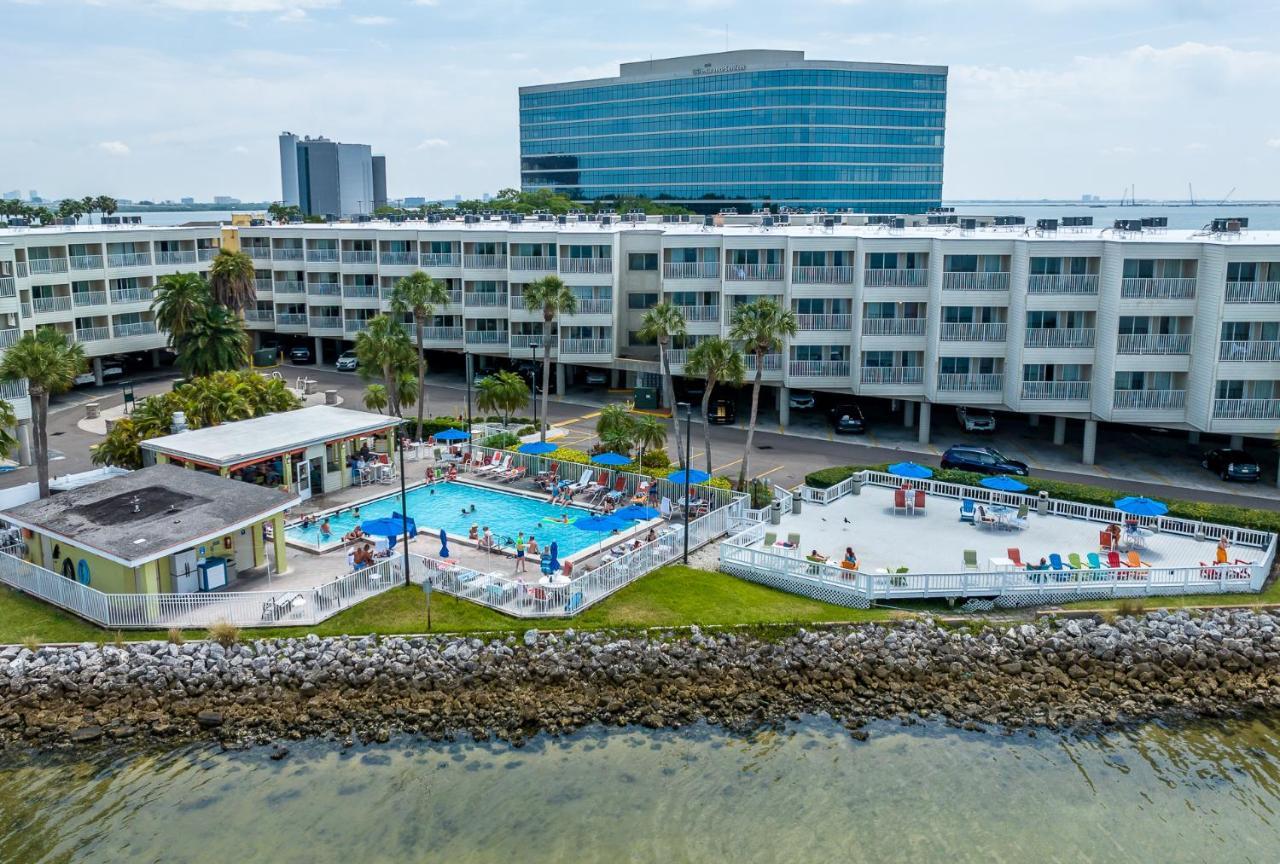 Bay Views From Your Balcony Beach Resort Tampa Exterior photo